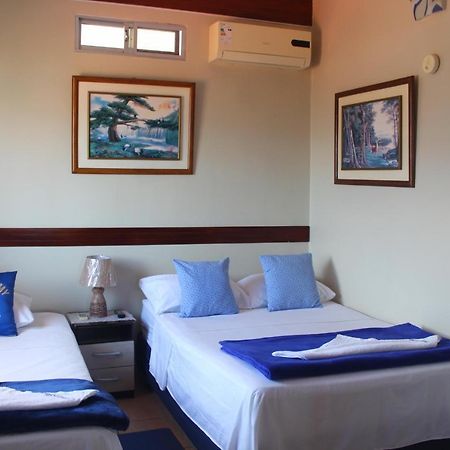 Hostal Romy Puerto Baquerizo Moreno Esterno foto