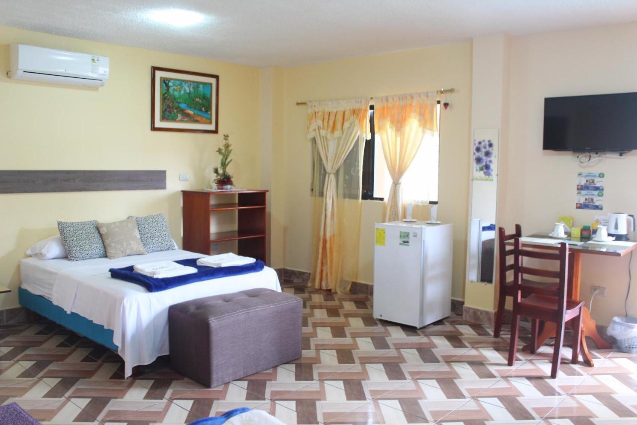 Hostal Romy Puerto Baquerizo Moreno Esterno foto