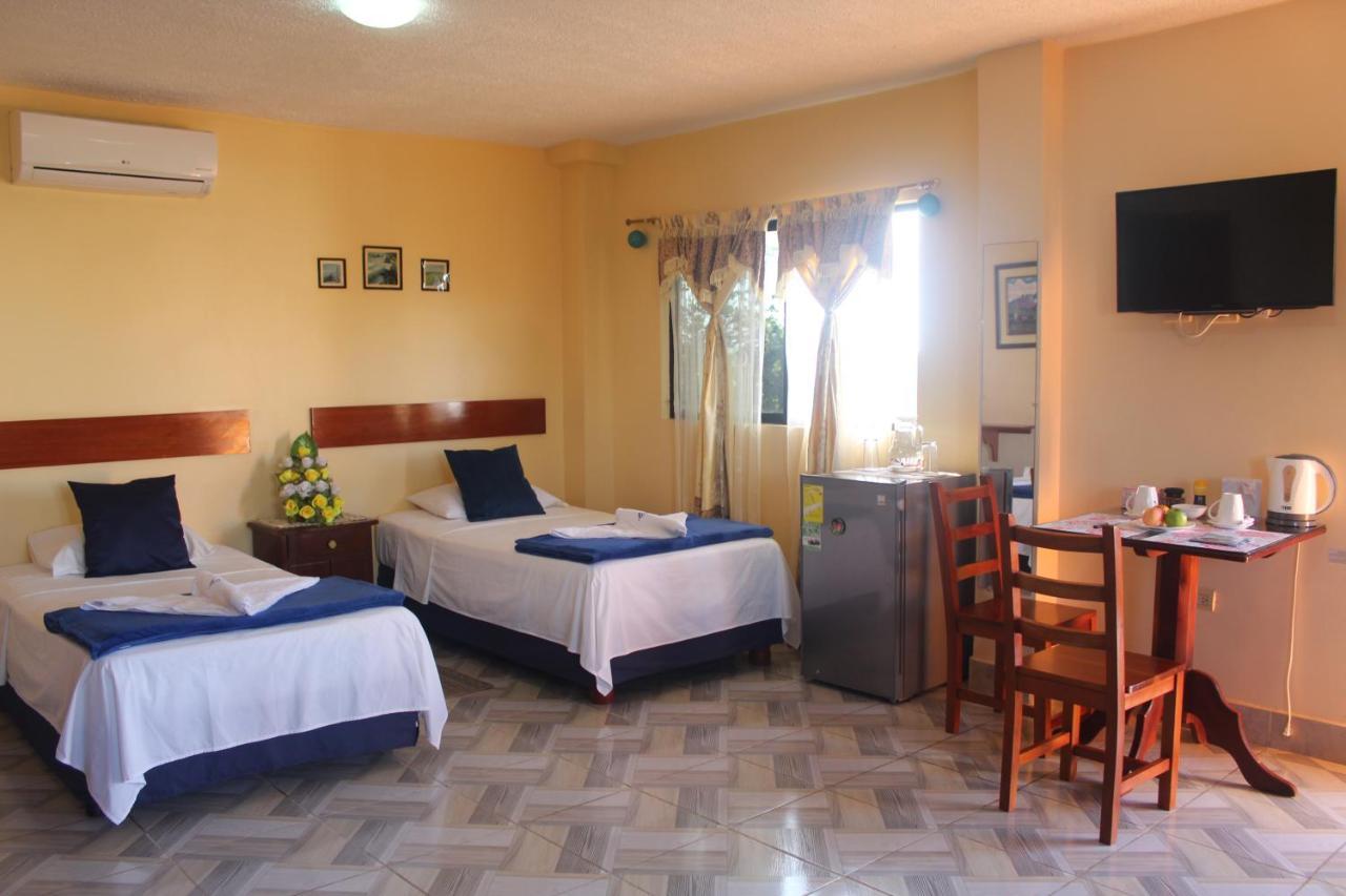 Hostal Romy Puerto Baquerizo Moreno Esterno foto